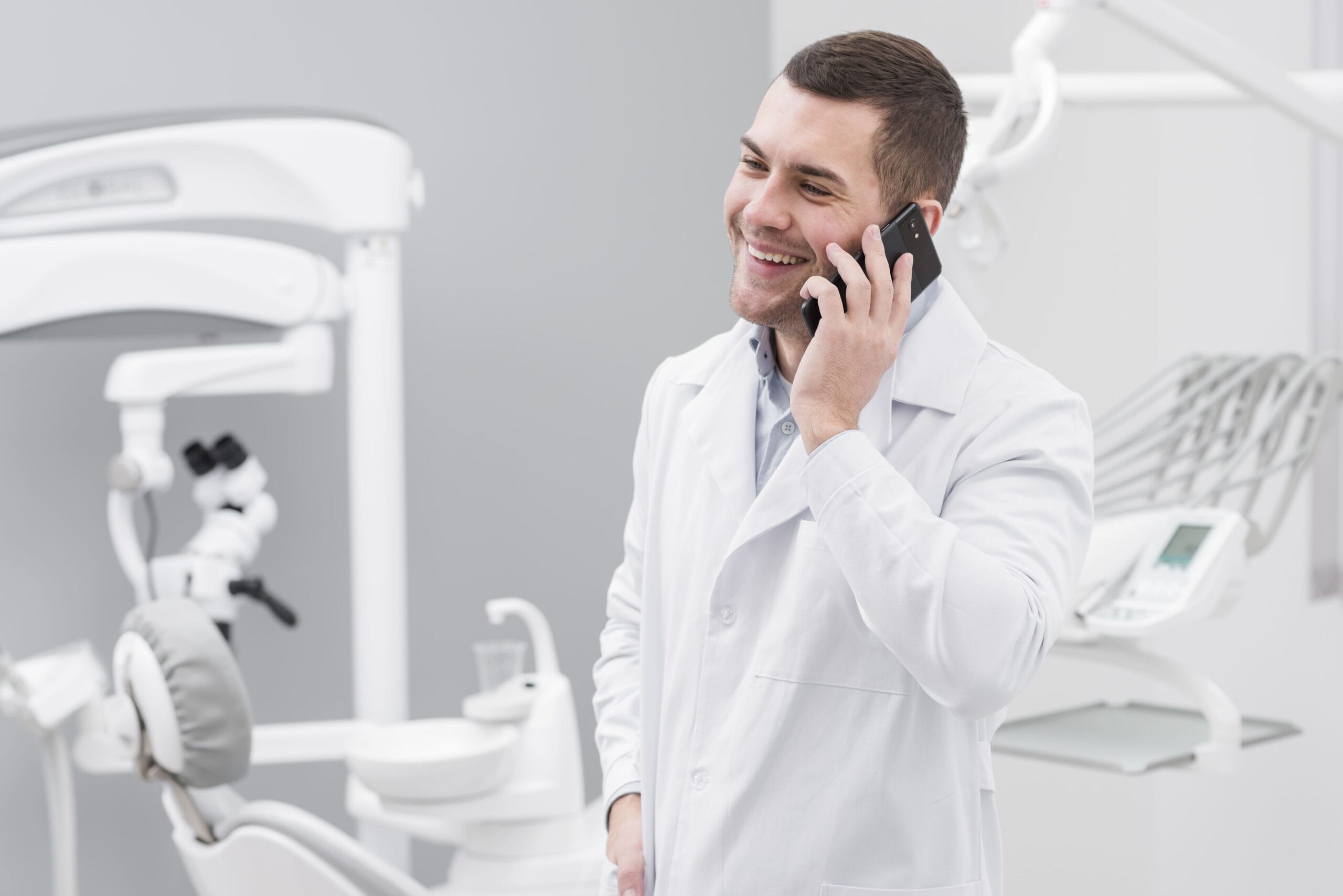 dentist-making-phone-call - Dental CPA