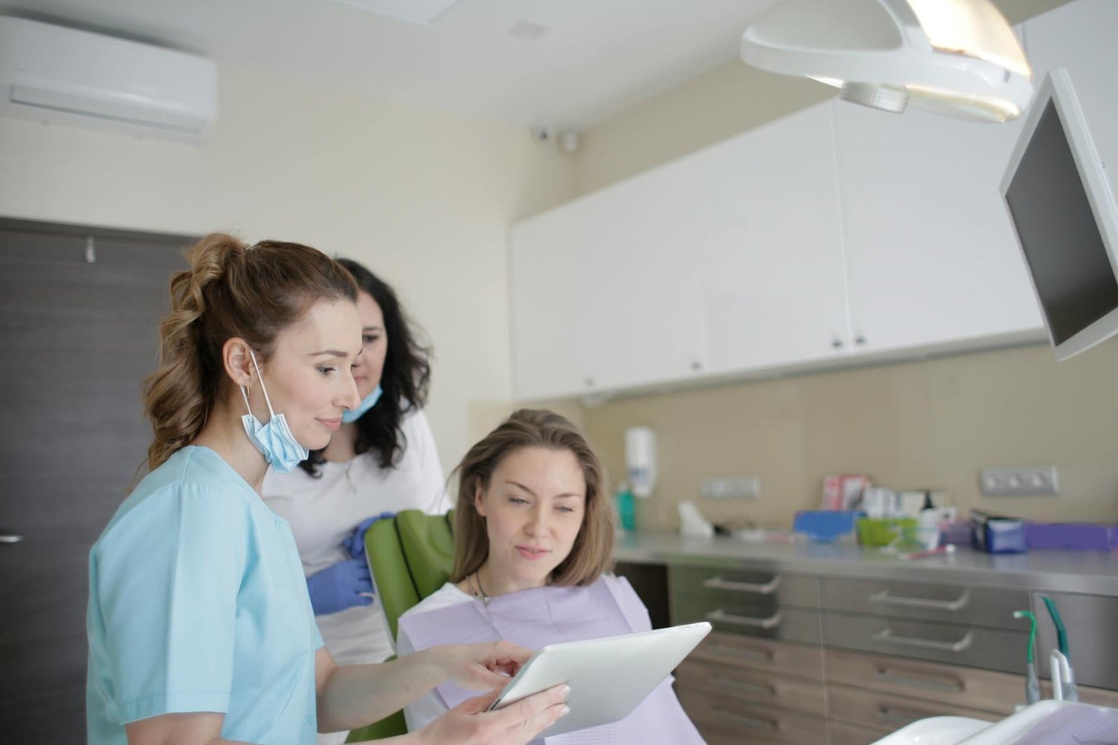 Dental office accounting teamwork